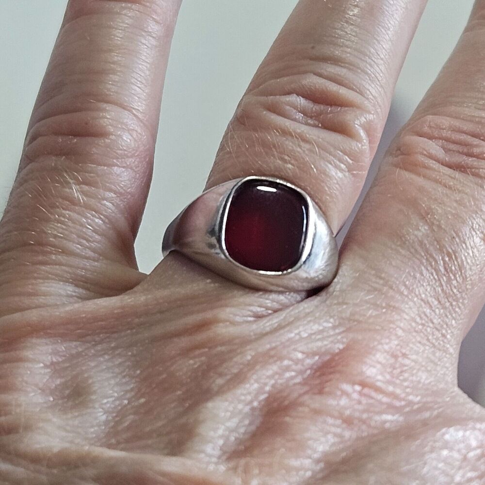 Vintage Uncas silver tone red stone ring size 6.75